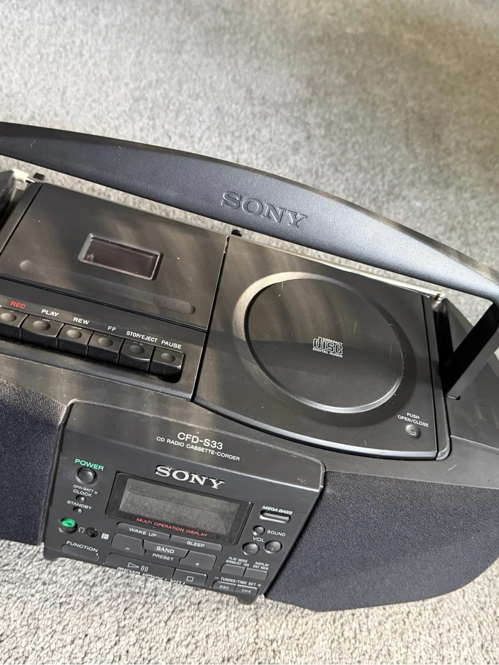 Sony CFD-S33 CD Radio Cassette Corder Boombox Mega Bass w/ Remote
